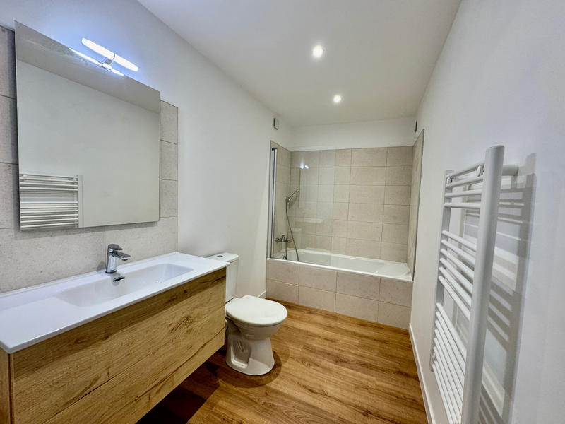 Maison - 97 m² - 5 pièces