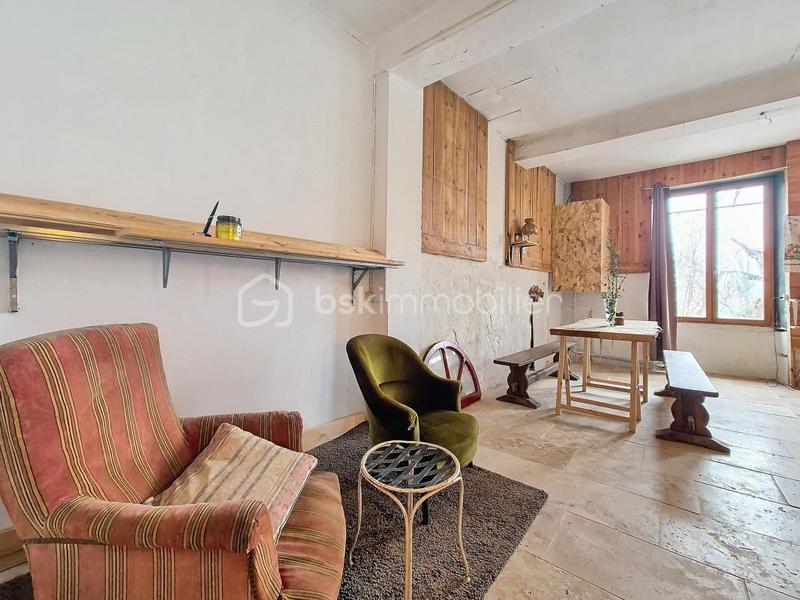 Maison - 140 m² - 4 pièces