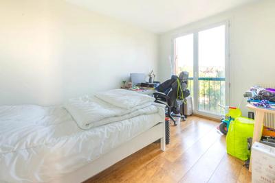 Appartement - 79 m² - 4 pièces