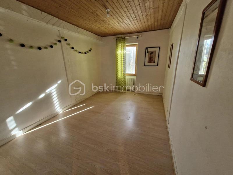 Longère - 337 m² - 10 pièces