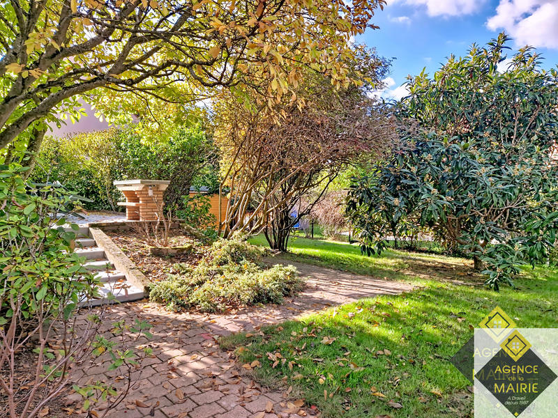 Maison - 115 m² - 6 pièces