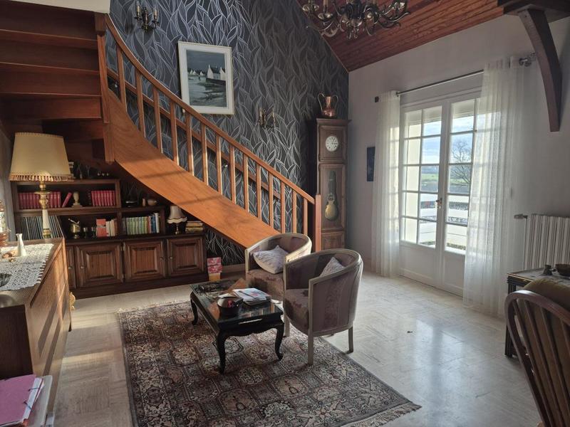 Maison - 122 m² - 4 pièces