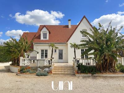 Maison - 192 m² - 8 pièces