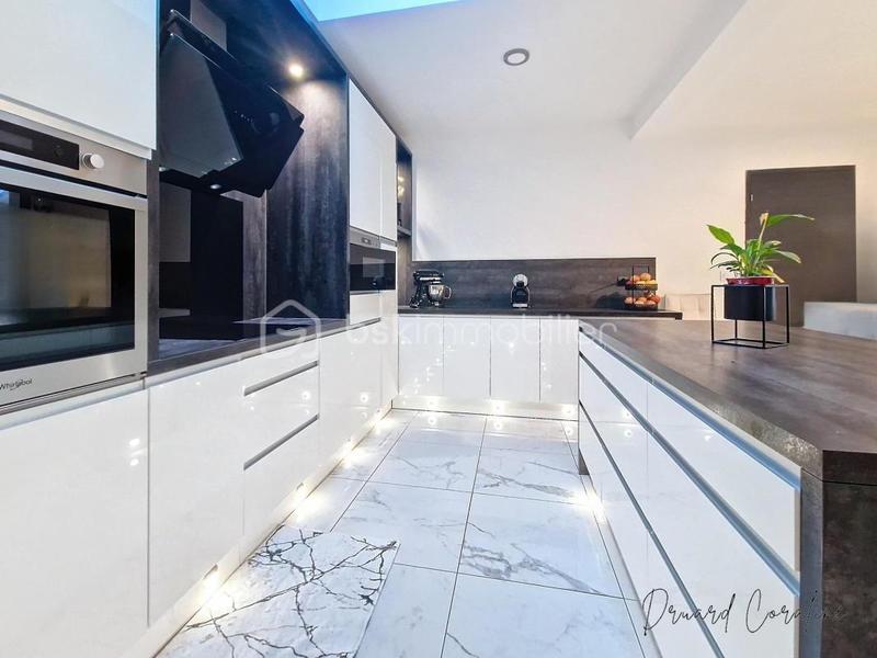 Maison - 114 m² - 4 pièces