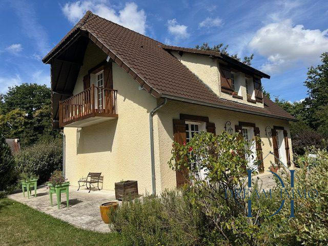 Maison - 127 m² - 5 pièces