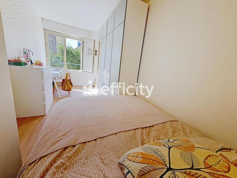 Appartement - 94 m² - 4 pièces