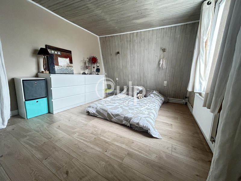 Maison - 122 m² - 4 pièces