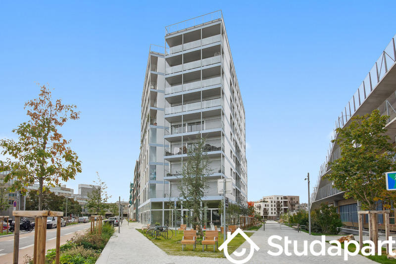 Chambre - 13 m² - 1 pièce