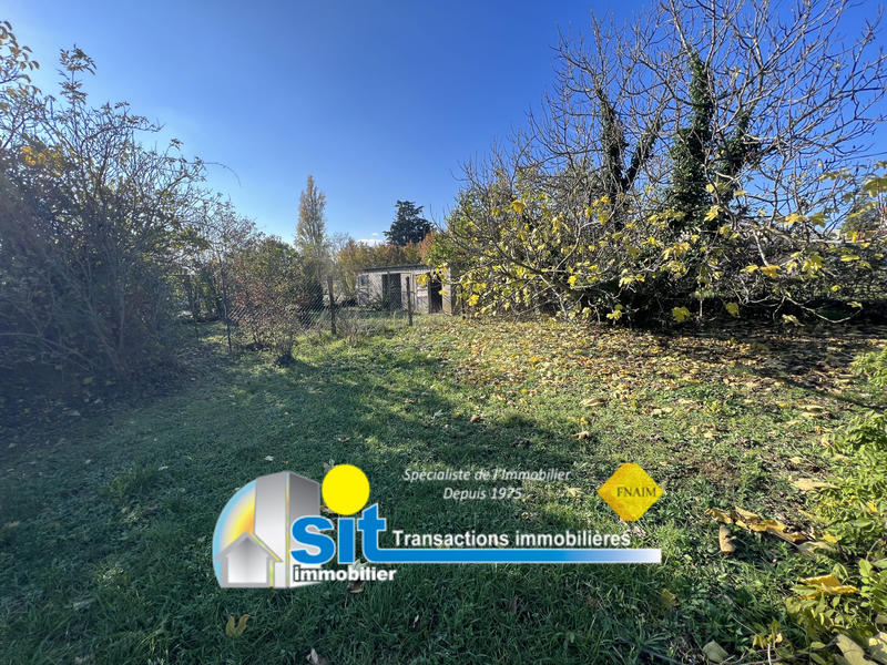 Terrain - 850 m²