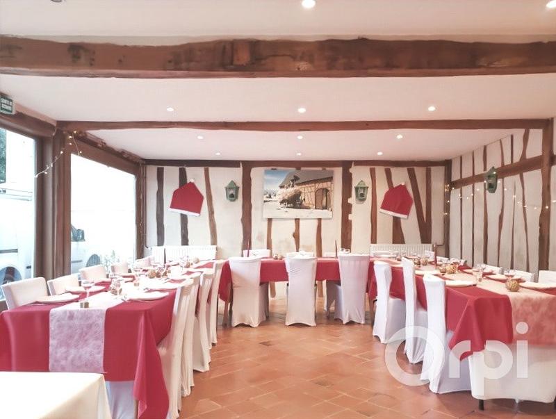 Maison - 278 m² - 10 pièces