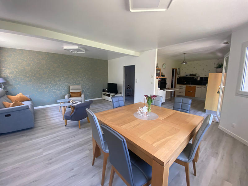 Maison - 133 m² - 8 pièces