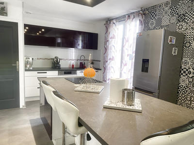 Maison - 118 m² - 6 pièces