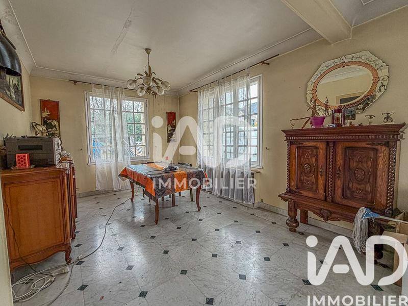 Maison - 198 m² - 6 pièces