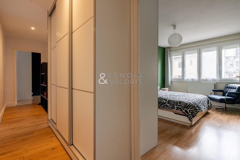 Appartement - 109 m² - 5 pièces