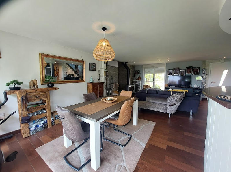 Maison - 115 m² - 5 pièces