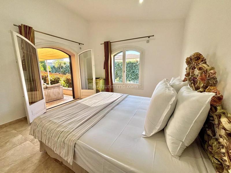 Maison - 196 m² - 6 pièces