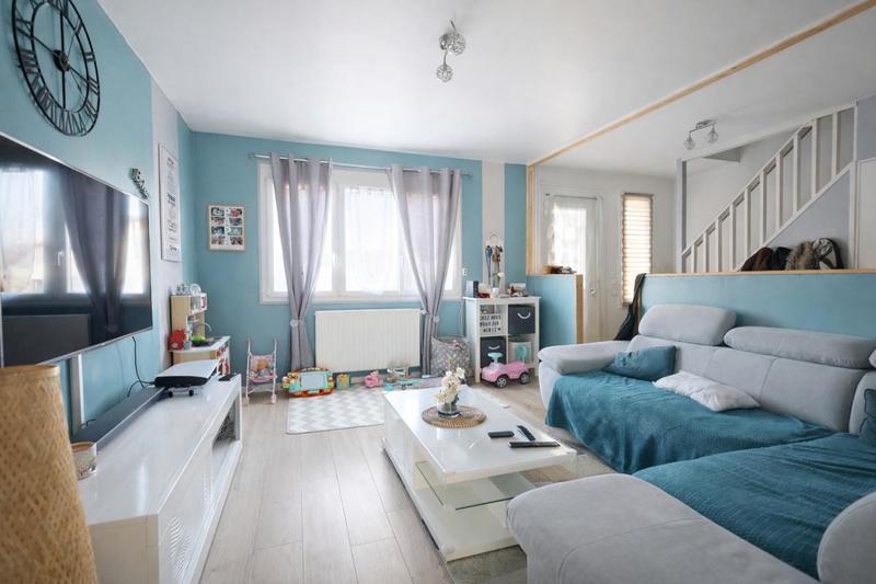 Maison - 90 m² - 4 pièces