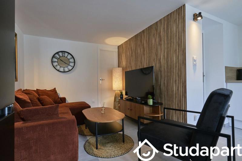 Chambre - 12 m² - 1 pièce