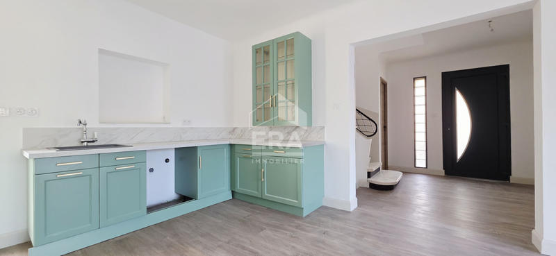 Maison - 115 m² - 5 pièces