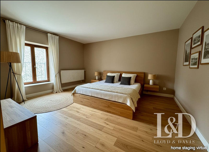 Maison ancienne - 194 m² - 7 pièces