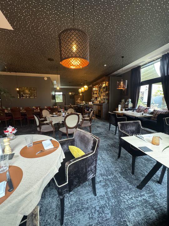 Bureau - 2 000 m² - 22 pièces