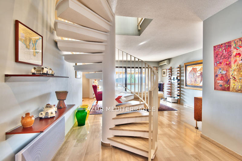 Appartement - 116 m² - 4 pièces