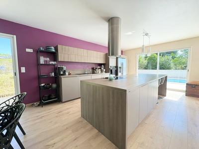 Maison - 141 m² - 6 pièces