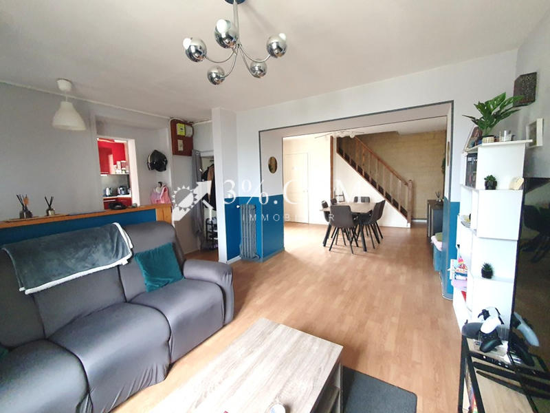 Maison - 91 m² - 5 pièces