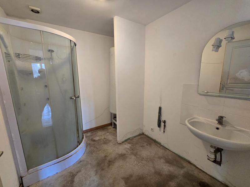 Maison - 350 m² - 14 pièces