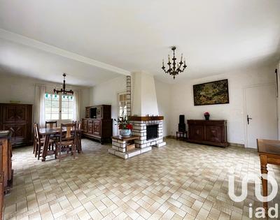 Maison - 179 m² - 7 pièces