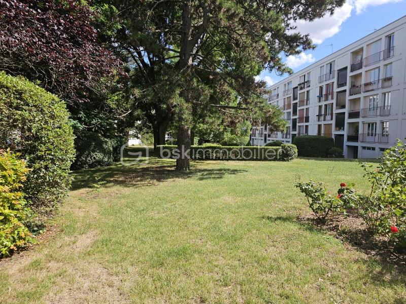 Appartement - 81 m² - 5 pièces