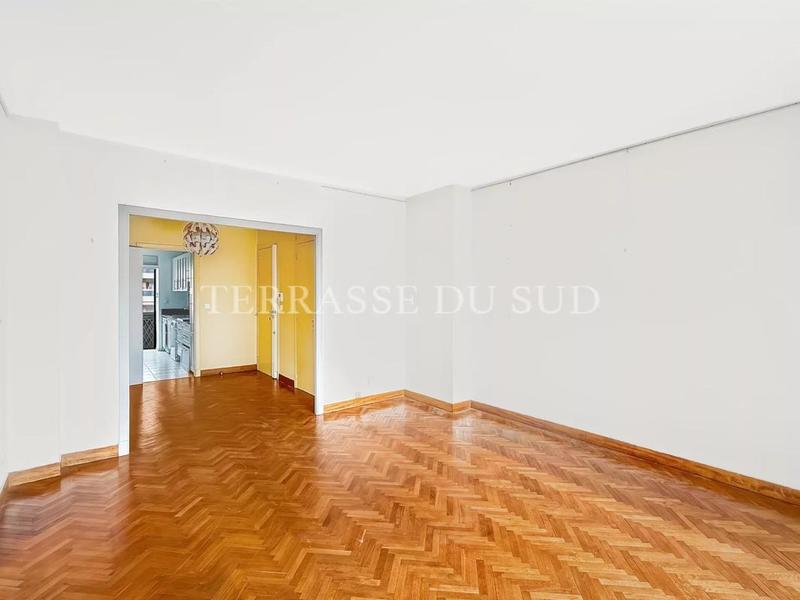 Appartement - 72 m² - 2 pièces