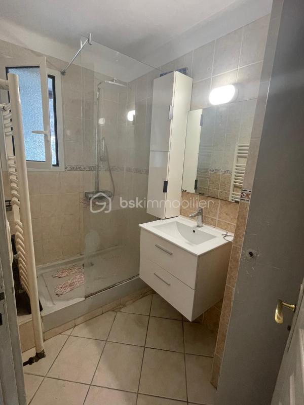 Appartement - 65 m² - 4 pièces