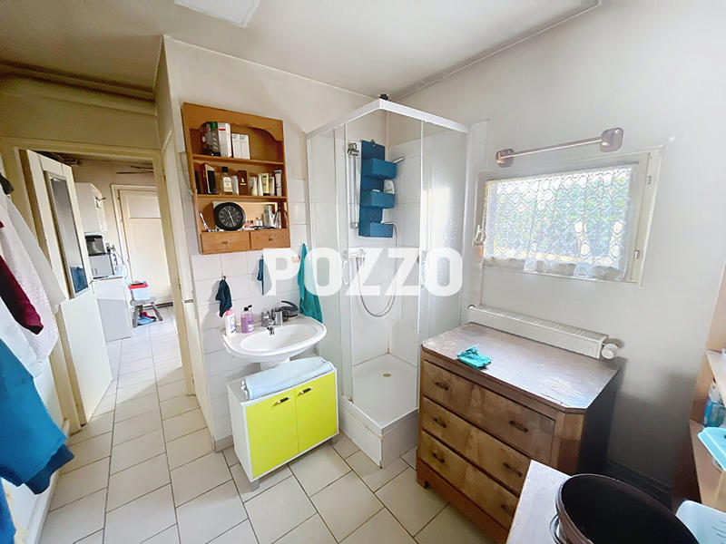 Maison - 95 m² - 5 pièces