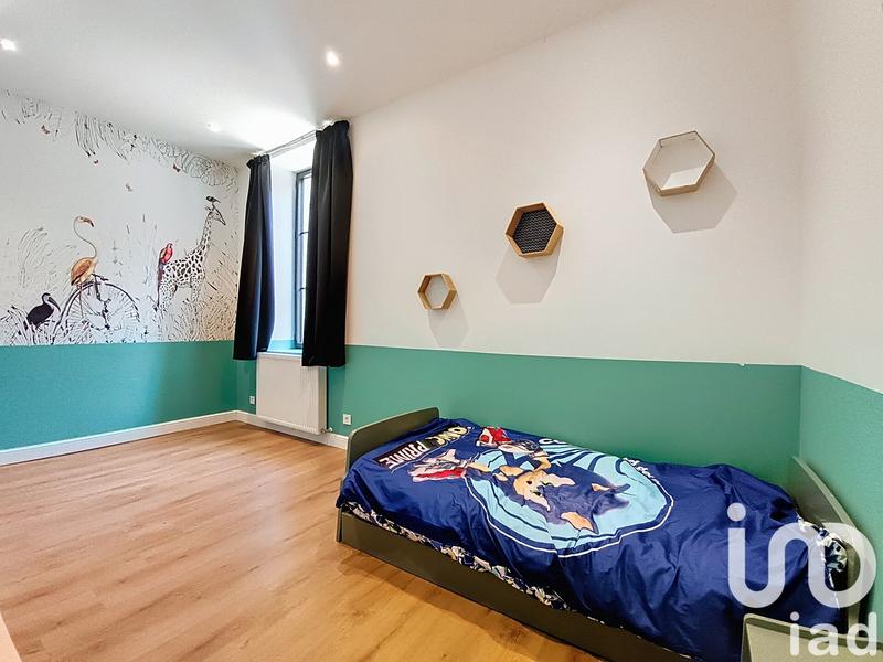 Maison - 320 m² - 8 pièces