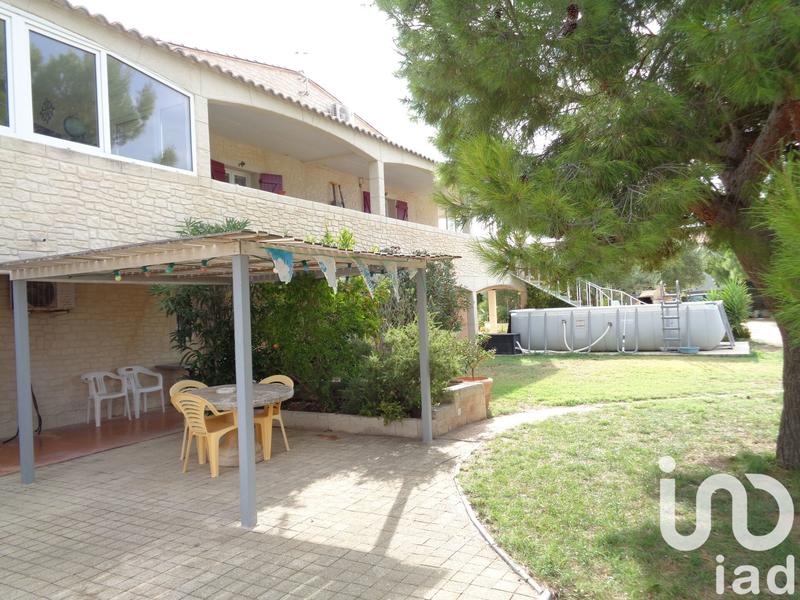 Maison - 220 m² - 6 pièces