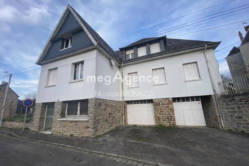 Propriété - 264 m² - 11 pièces