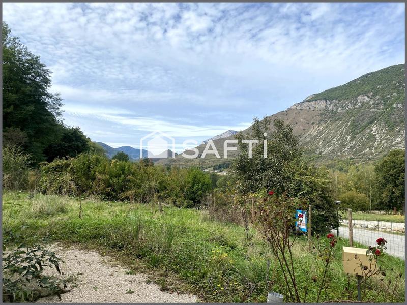 Maison - 121 m² - 6 pièces