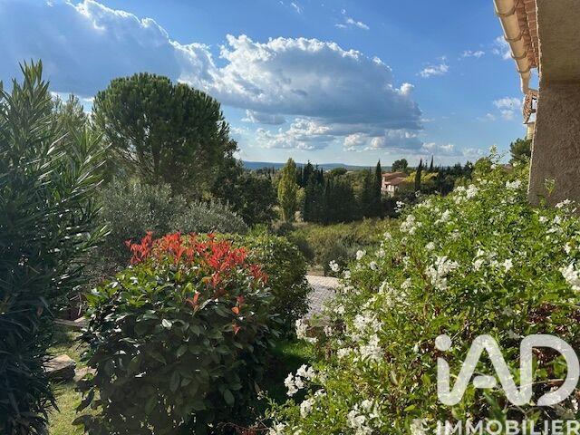 Maison - 122 m² - 5 pièces