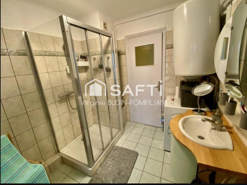 Appartement - 111 m² - 5 pièces