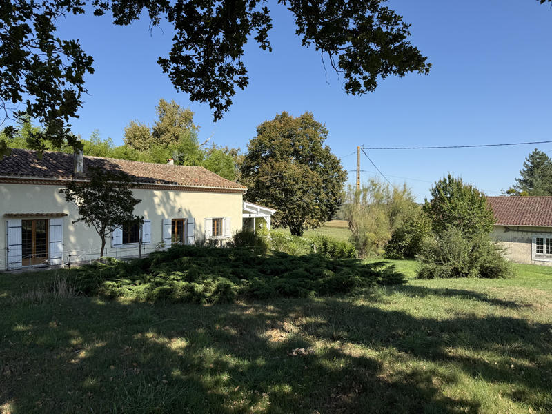 Maison - 152 m² - 13 pièces