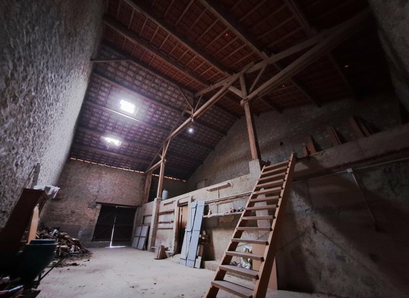 Maison - 213 m² - 8 pièces