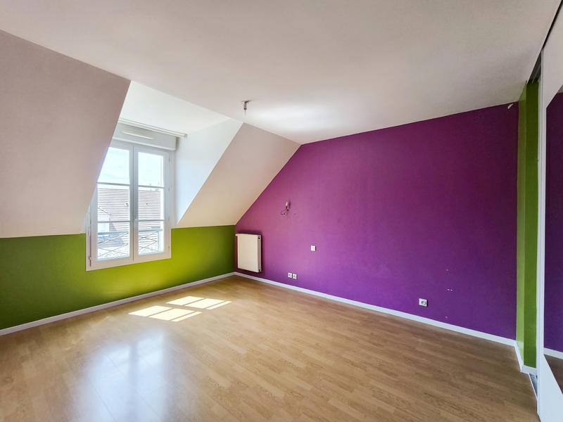 Maison - 131 m² - 8 pièces