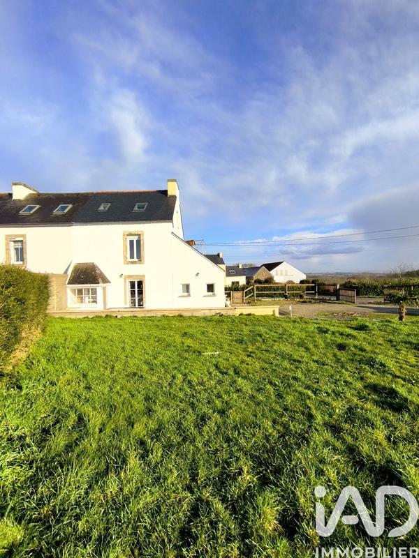 Maison - 99 m² - 5 pièces