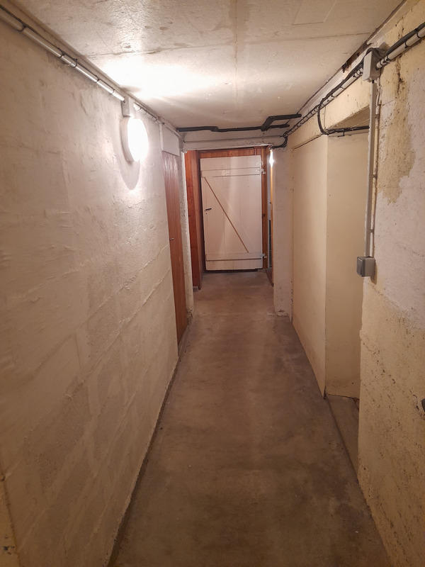 Appartement ancien - 90 m² - 4 pièces