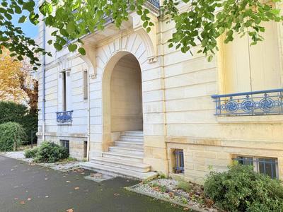 Bureau - 500 m² - 16 pièces