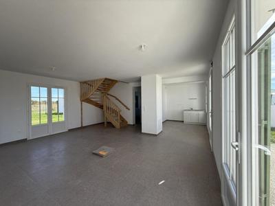 Maison - 88 m² - 4 pièces