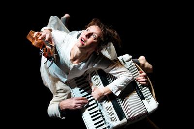 Mange la vie avec les doigts