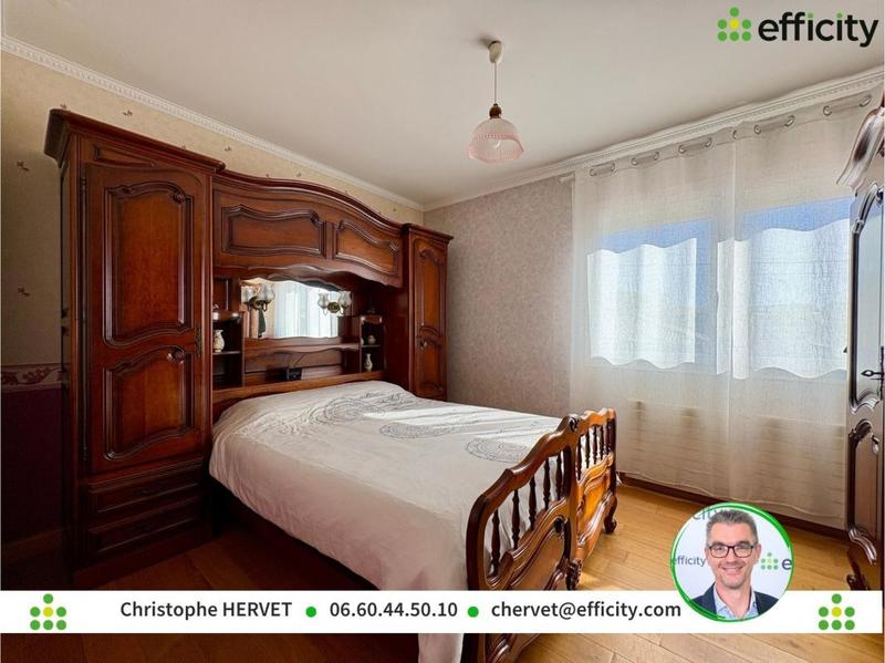 Maison - 166 m² - 7 pièces