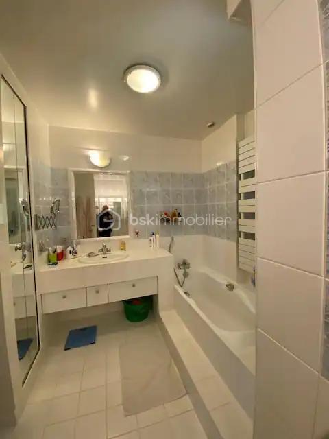 Maison d'architecte - 223 m² - 7 pièces